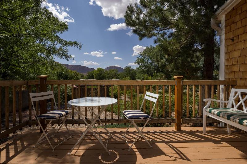 Sunflower Hill Inn - image 17