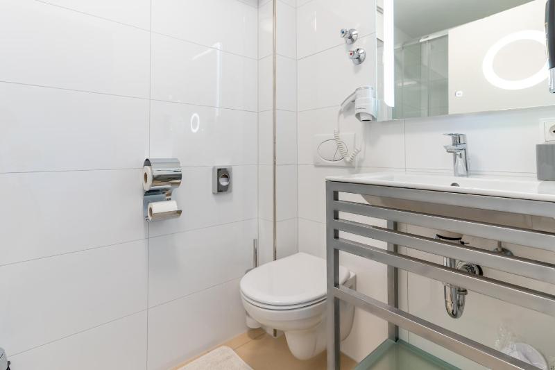 Standard Single Room image 1