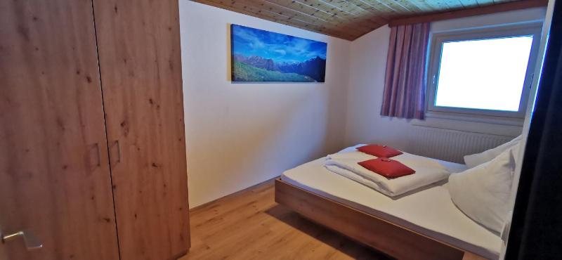 Apartment image 3