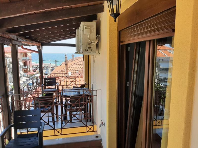 Triple Room with Sea View image 4
