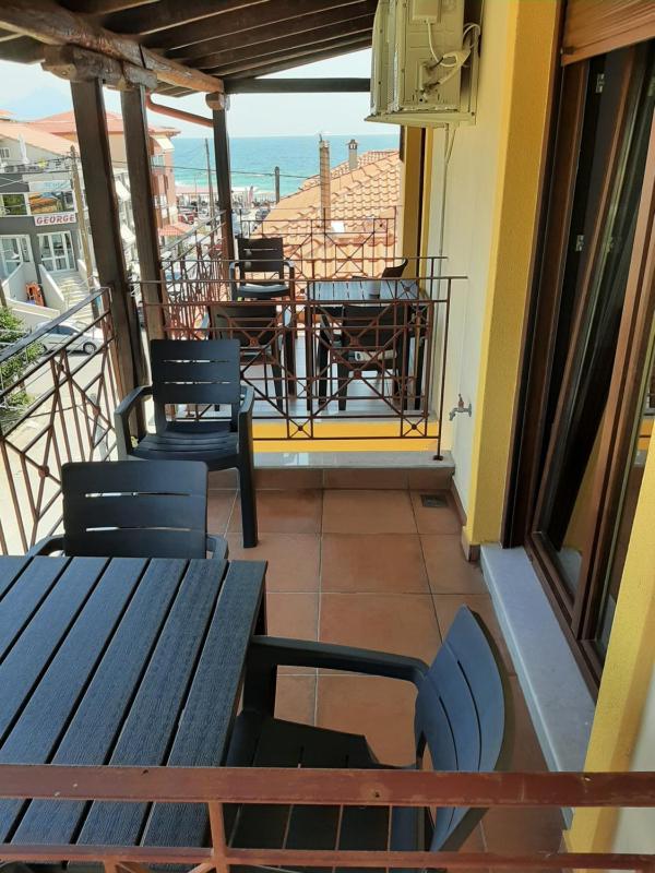 Triple Room with Sea View image 2