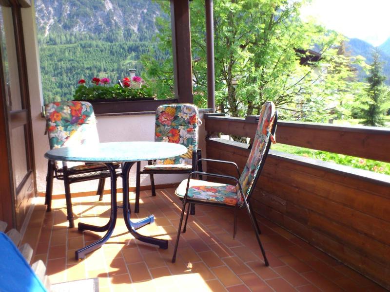 Comfort Apartment with Balcony image 4