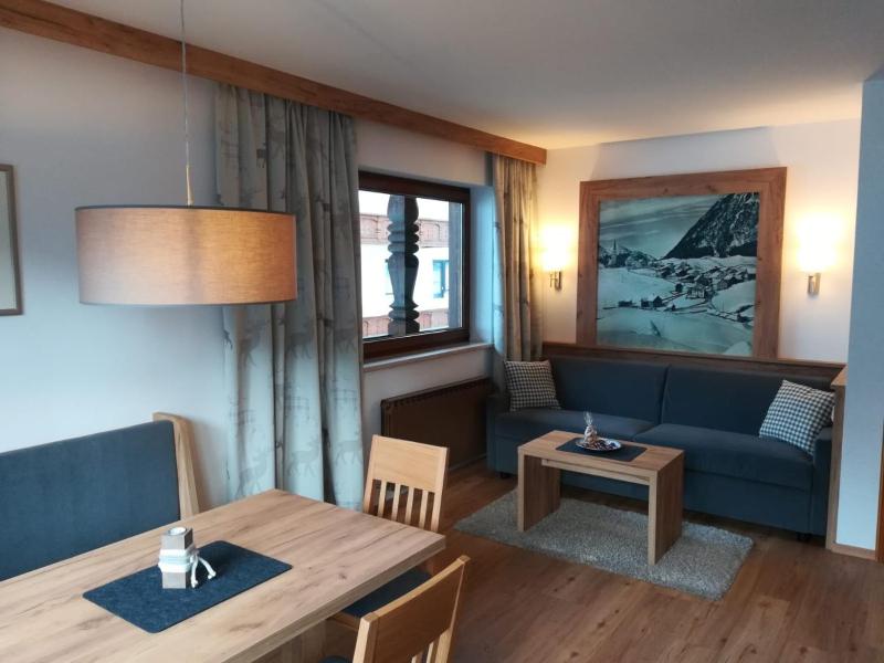 Superior One-Bedroom Apartment (4 Adults) image 4