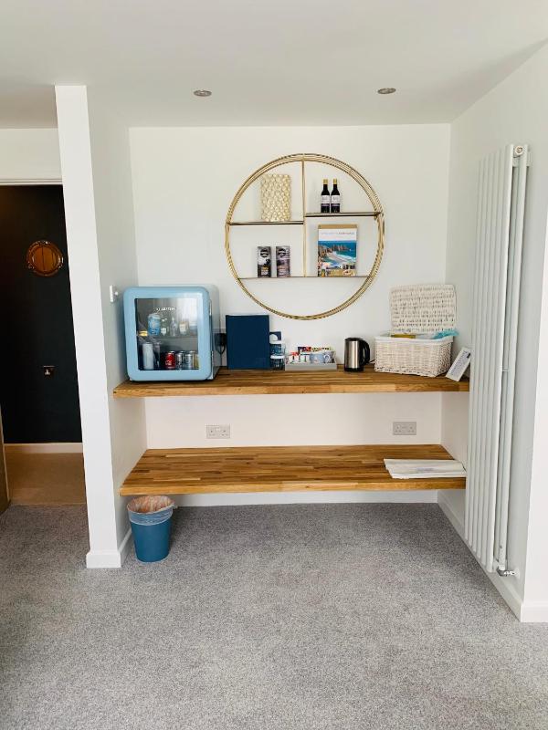 Suite with Sea View image 3