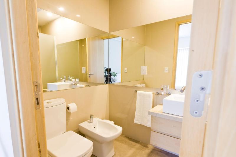 Le Montreal Apartments - image 16