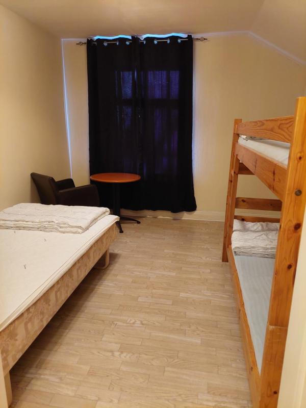 Triple Room image 2