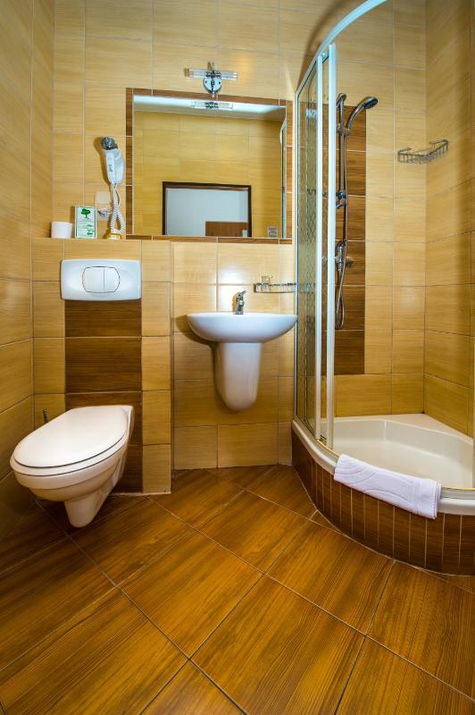 Twin Room image 1