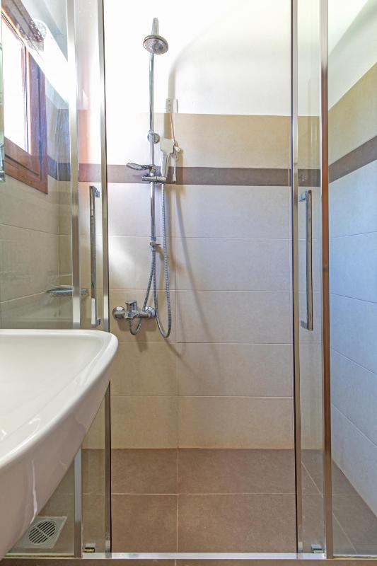 Double or Twin Room with Garden View image 4