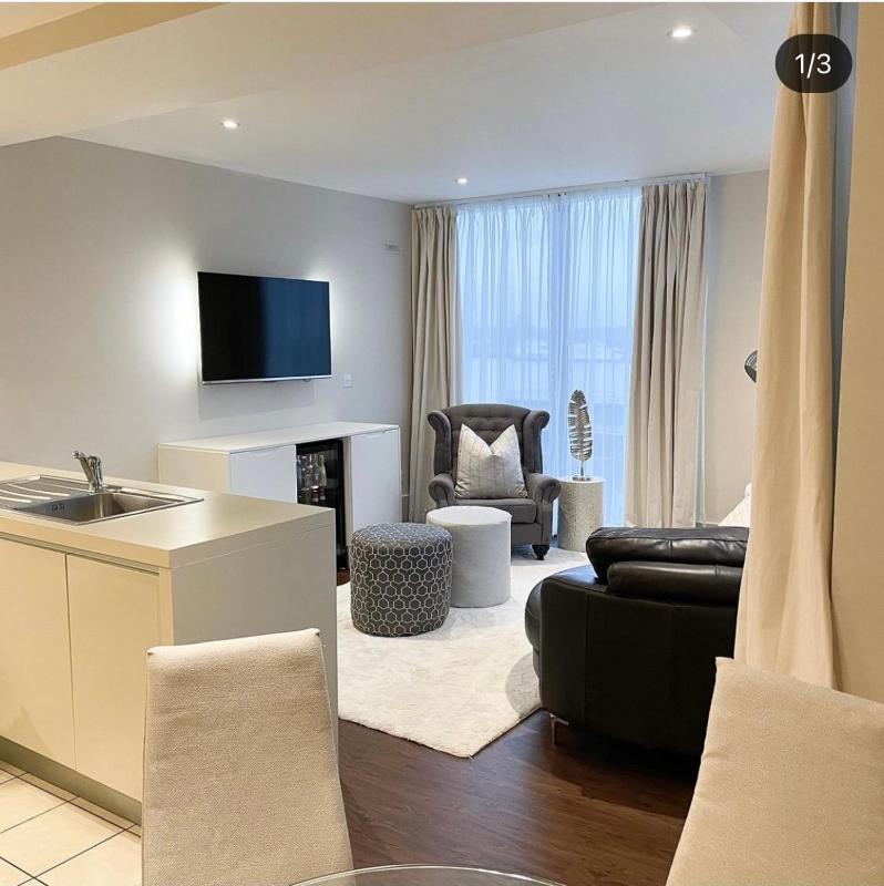 Two Bedroom Apartment with River View image 2