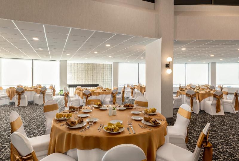Holiday Inn Philadelphia Arpt-Stadium Area By IHG - image 7