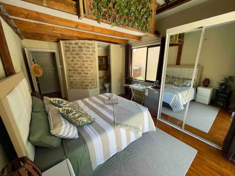  Double Room image 1