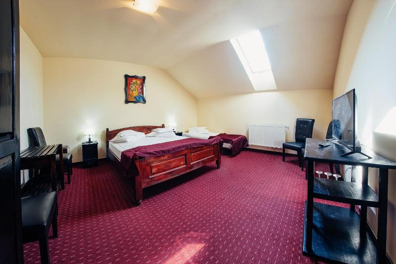 Triple Room image 1