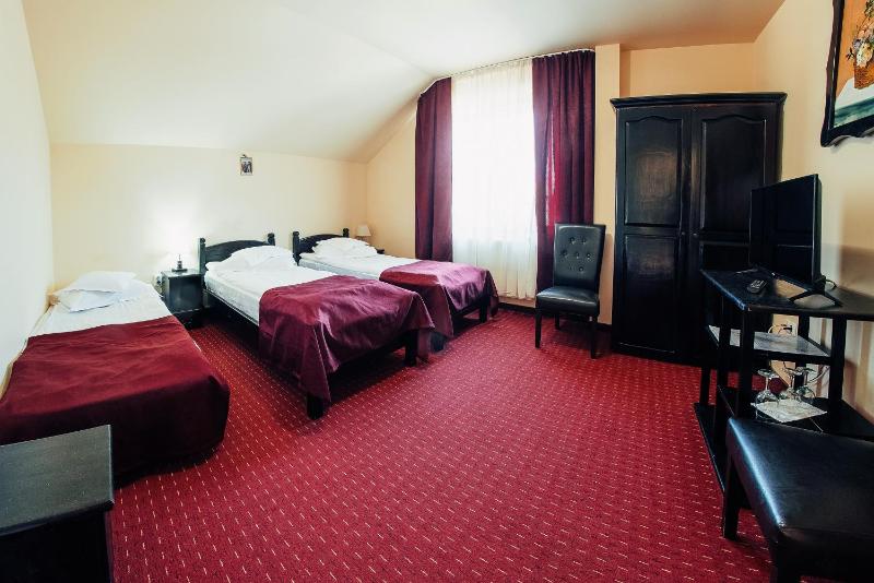 Twin Room image 1
