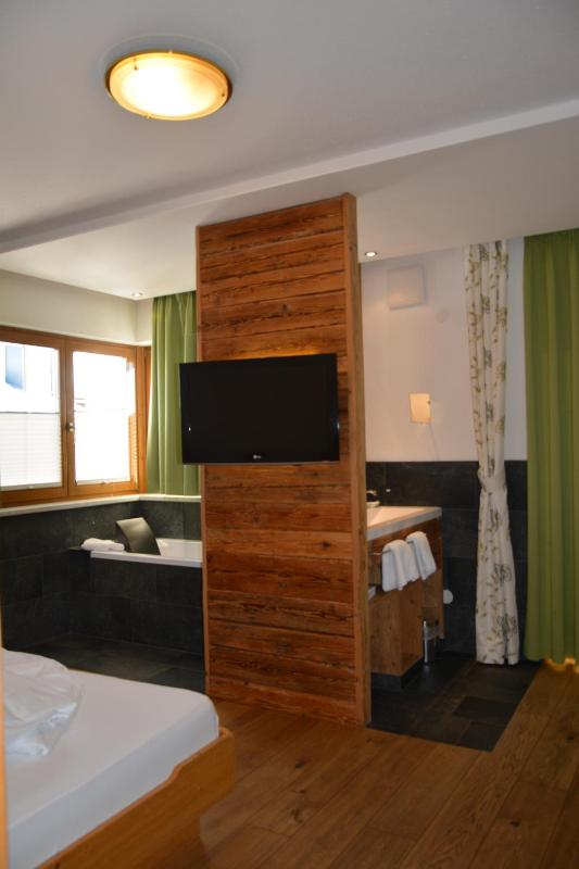 Two-Bedroom Apartment image 1