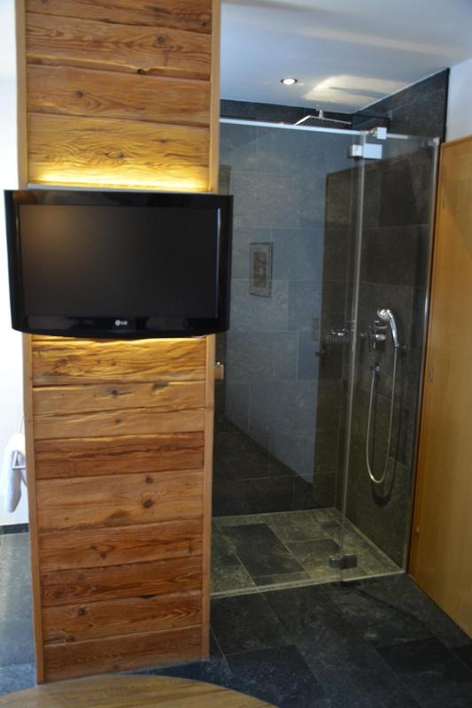 Two-Bedroom Apartment image 4