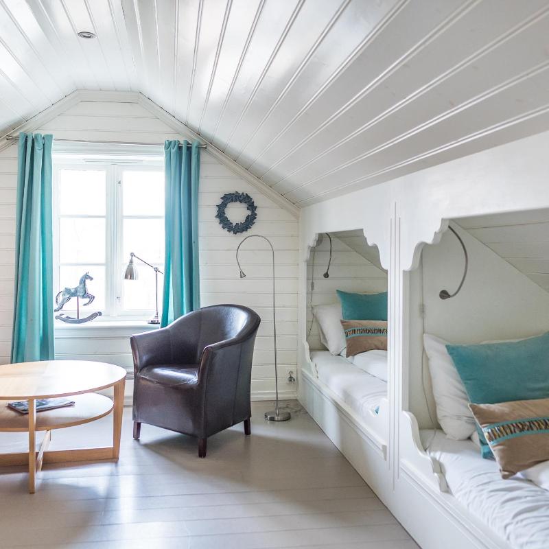 Quadruple Room image 3