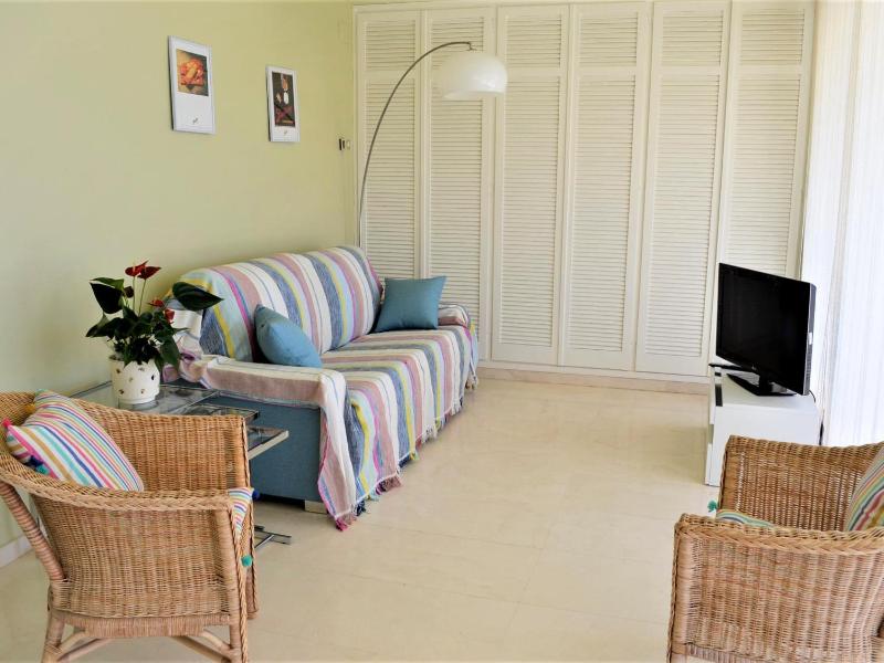 Apartment les oliveres - image 16