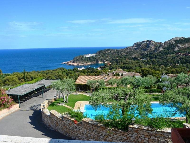 Apartment les oliveres - image 5