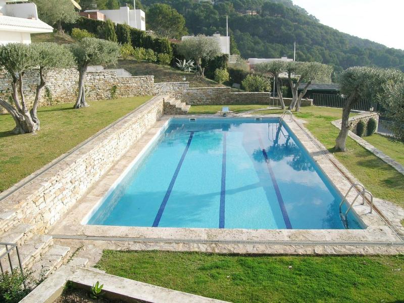 Apartment les oliveres - image 11