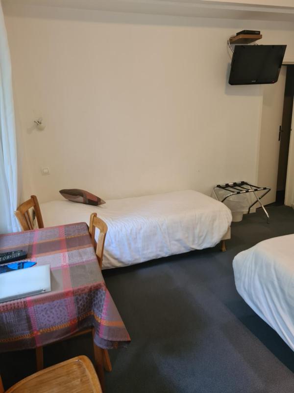 Triple room Annex image 3