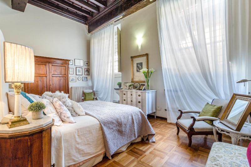 Casa Simonetta Modern and Antique Ground Floor Apartment inside the Walls of Lucca - image 13