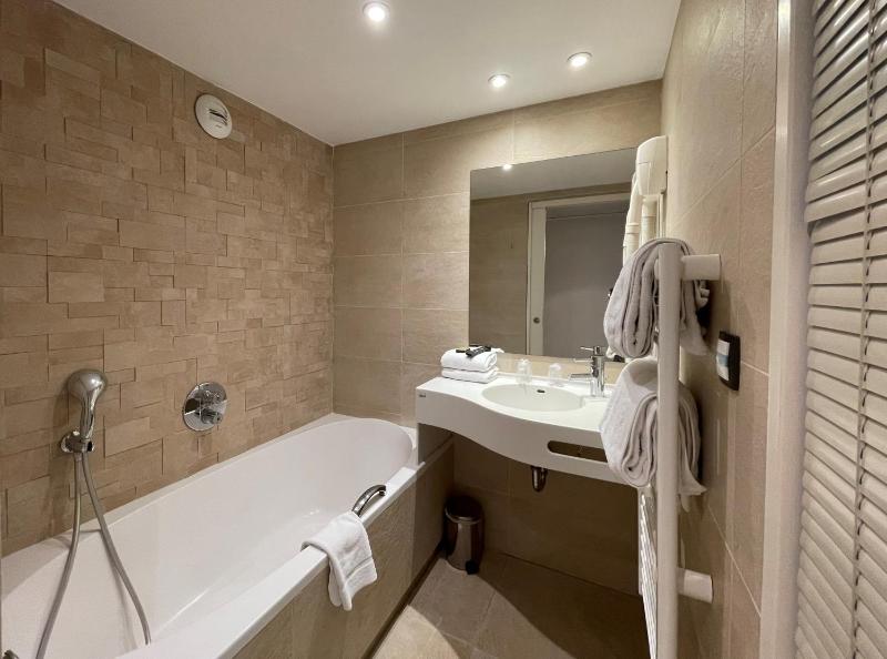 Standard Room image 3