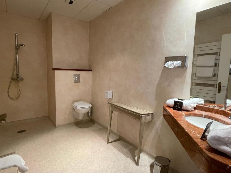 Prestige Family Room image 3