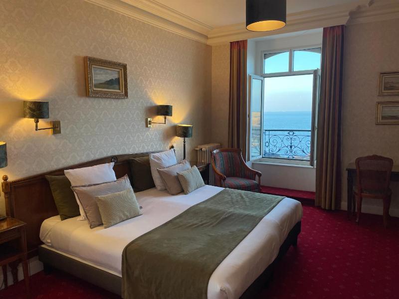 Prestige Double or Twin Room with Sea View
