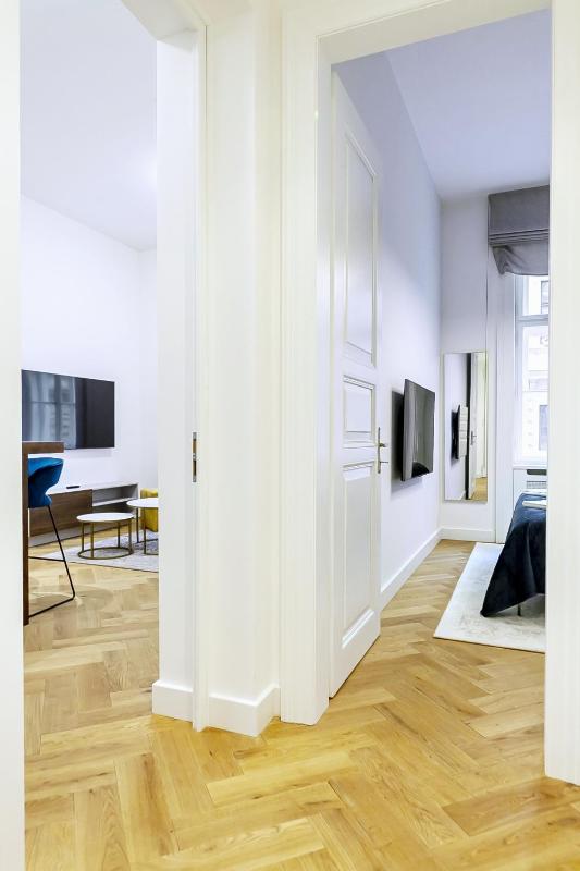 Luxury apartments in the city centre - image 6