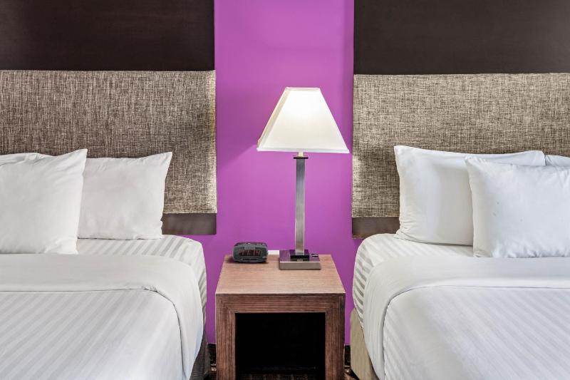 CHN Hotel Monterrey Centro Trademark Collection by Wyndham - image 48