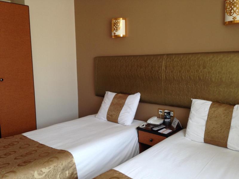 Comfort Triple Room image 4