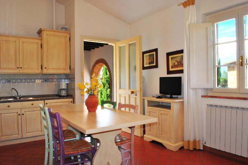 Apartment image 4