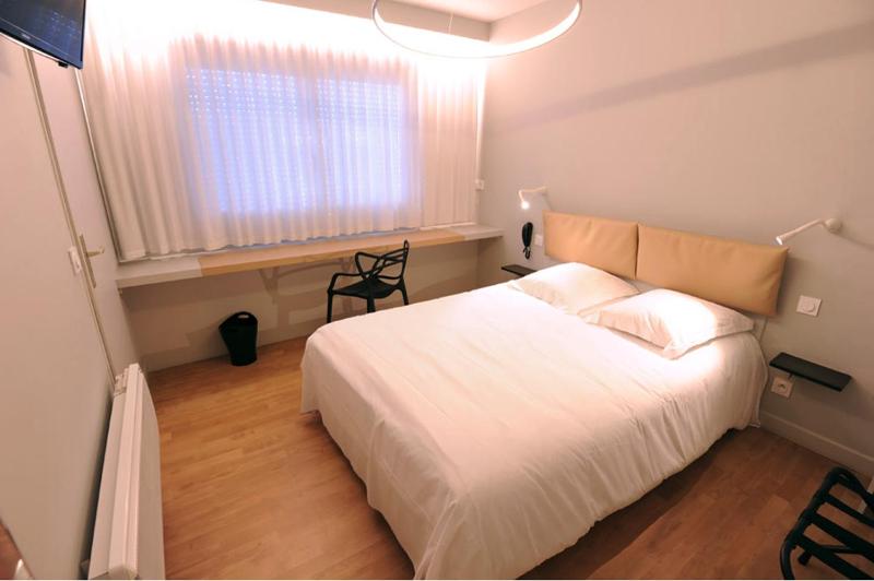 Superior Double Room image 4