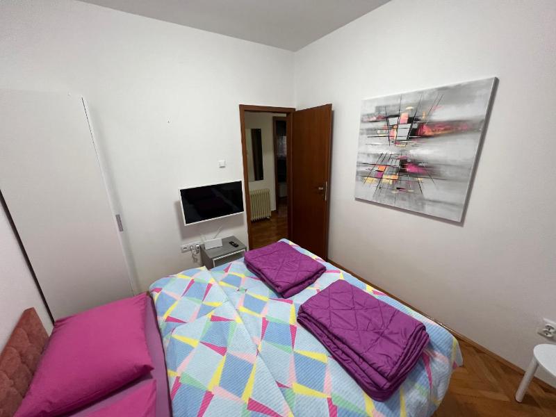 Double Room with Terrace image 4
