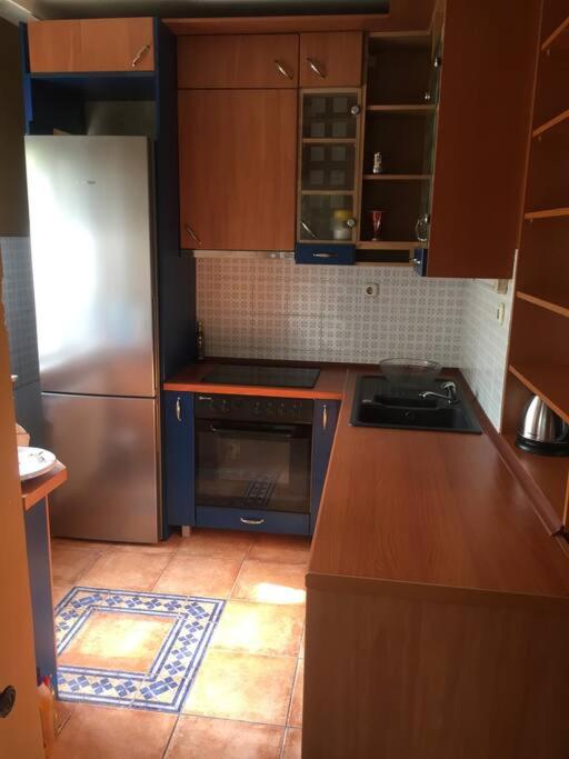 Center Private Garage Danube & Fortress 3 bdrm 2 bath - image 7