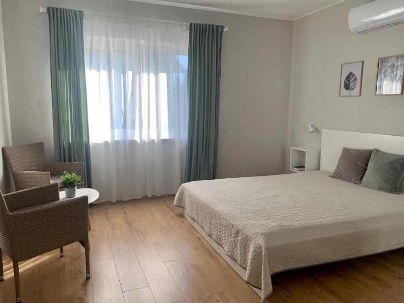 Two-Bedroom House image 3