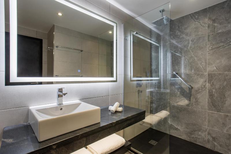 Radisson Blu Hotel Antananarivo Waterfront - image 10