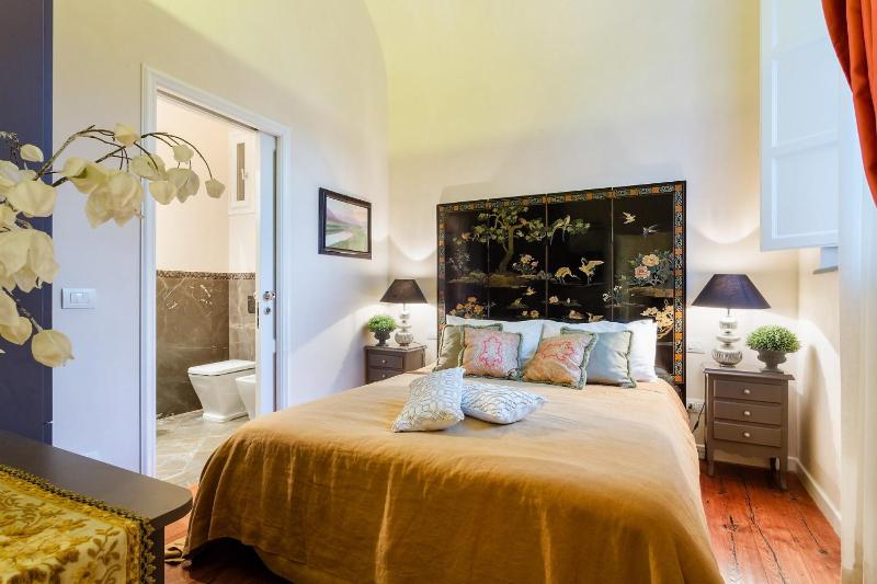 Casa Vera exquisite 2 bedrooms 2 baths apartment with garden A/C close to Parking - image 9