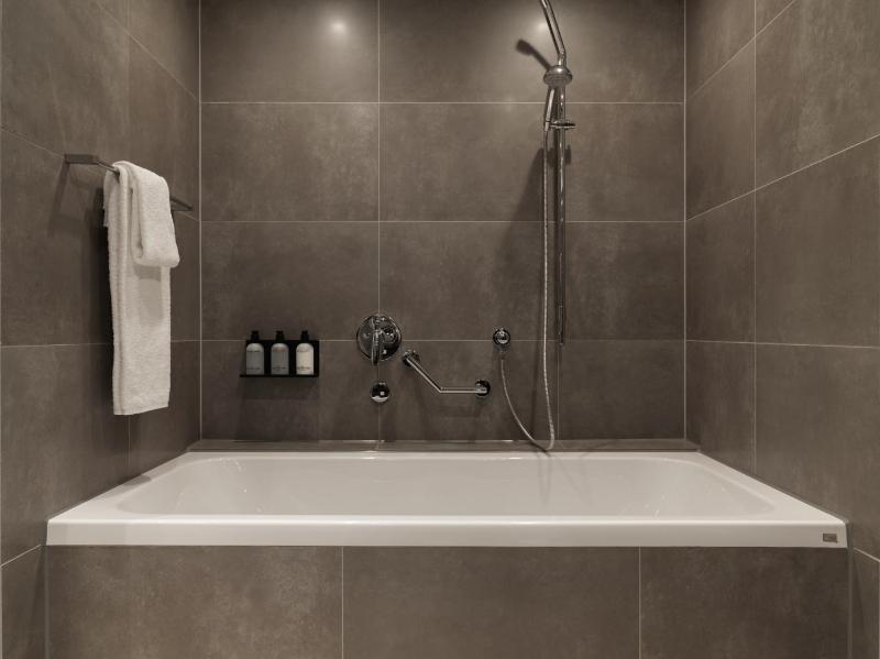 Executive Suite image 2