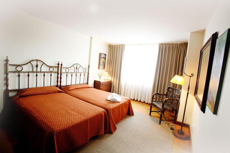 Apartment with Sea View image 2