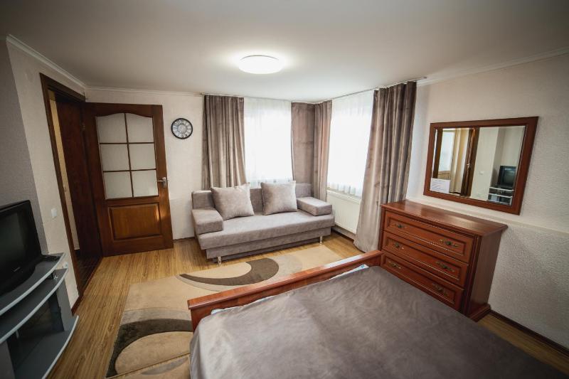 Apartment image 3