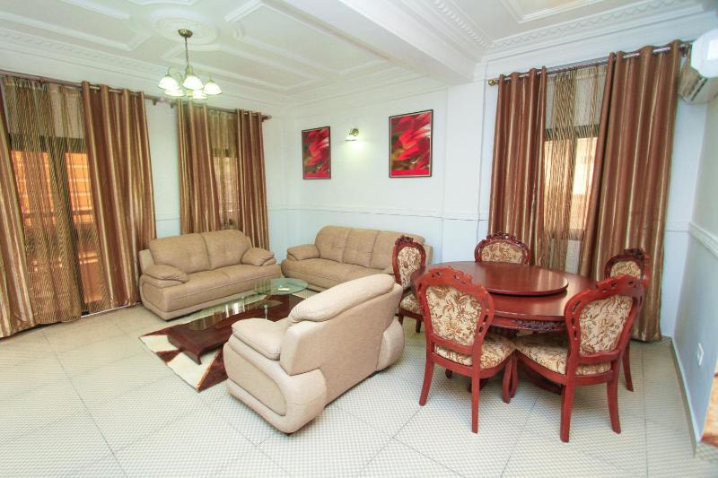 Convivium Home Hotel - image 9