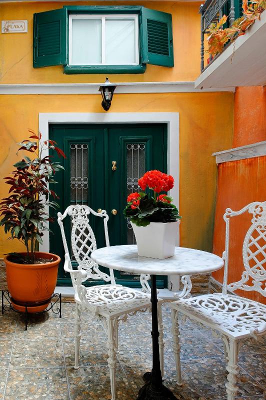 Double or Twin Room with En - Suite Bathroom image 3