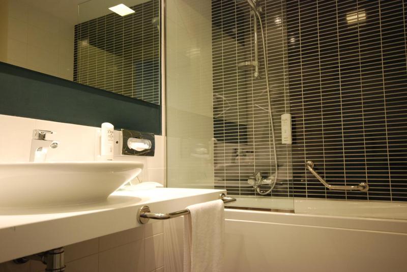 Standard Room image 2