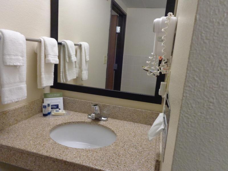 King Room - Non-Smoking image 2