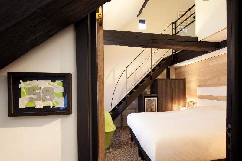 Superior Double Room image 1