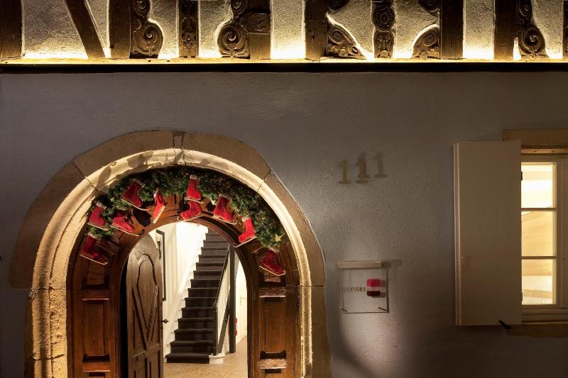 Hotel Le Colombier Suites - image 12