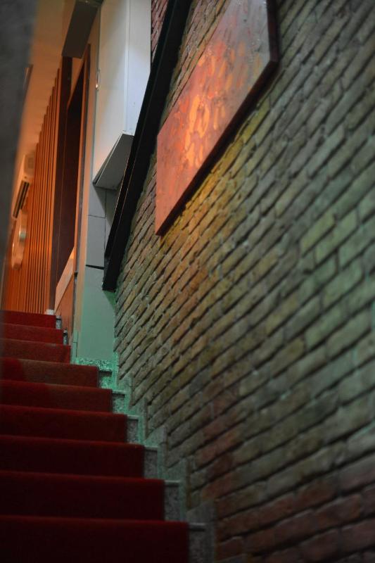 Letter Hotel - image 11