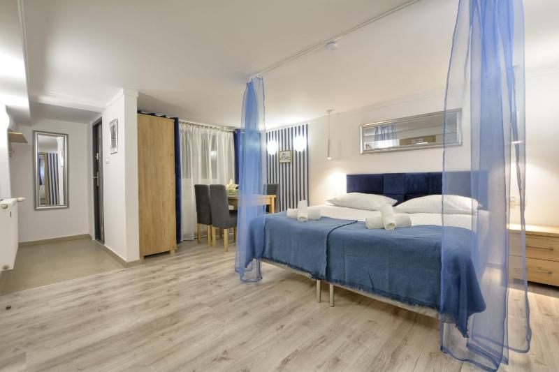 Apartament Niebieski Images