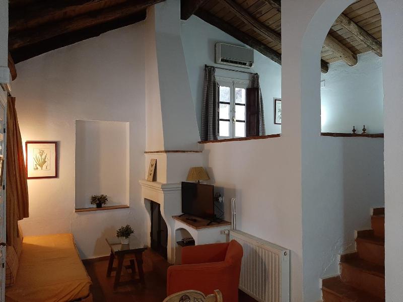 One-Bedroom House image 3